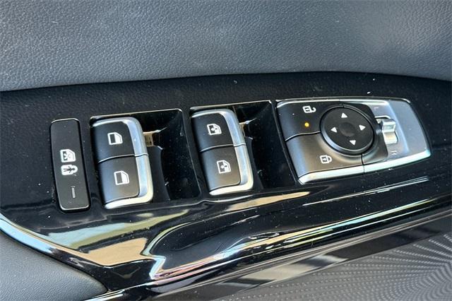new 2025 Kia K5 car, priced at $30,245