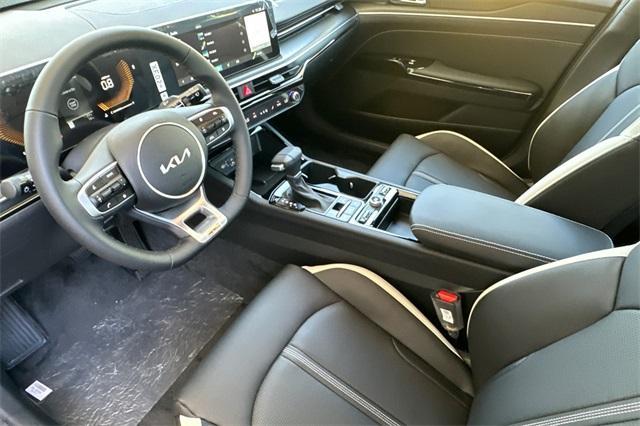 new 2025 Kia K5 car, priced at $30,245