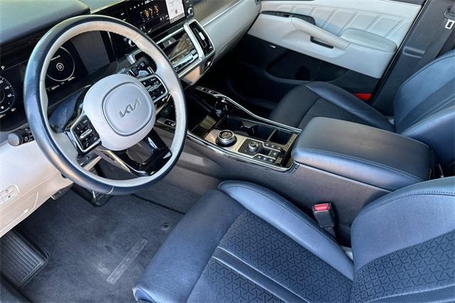 used 2022 Kia Sorento Plug-In Hybrid car, priced at $33,130