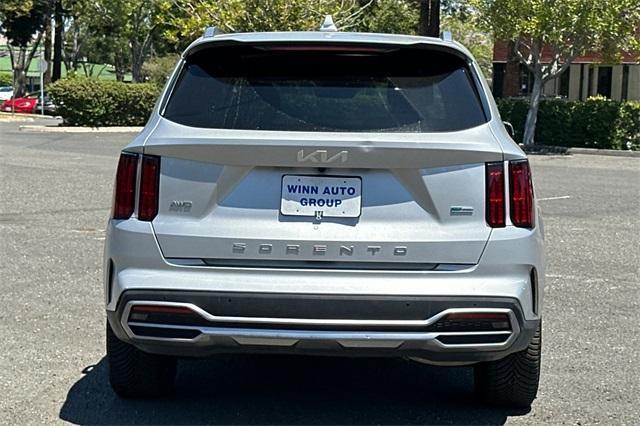 used 2022 Kia Sorento Plug-In Hybrid car, priced at $33,130