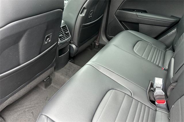 new 2025 Kia Sportage Hybrid car, priced at $39,720