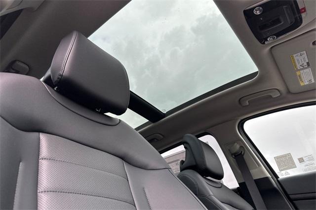 new 2025 Kia Sportage Hybrid car, priced at $39,720