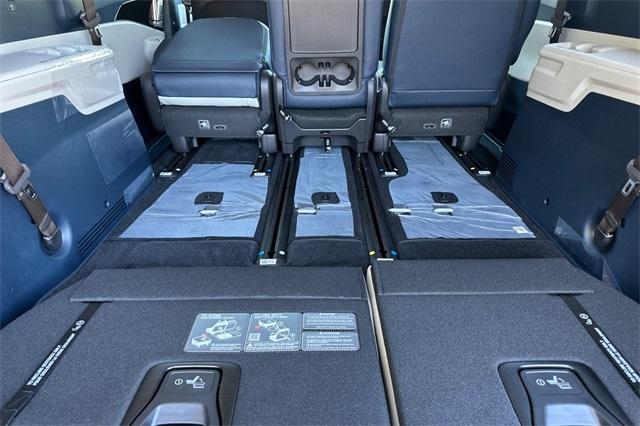 new 2026 Kia Carnival Hybrid car, priced at $55,365