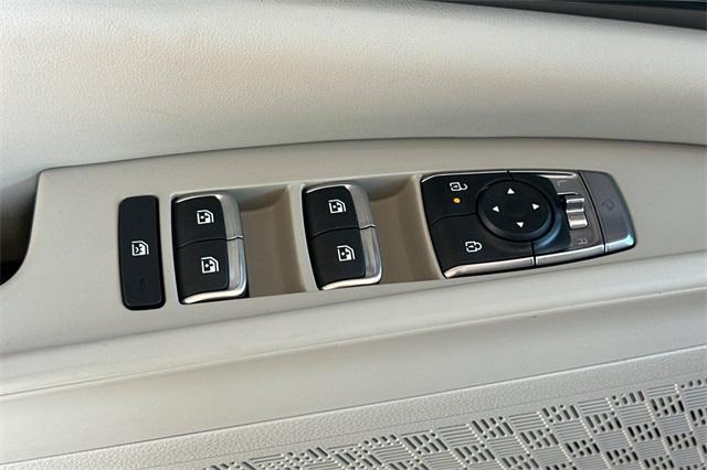 new 2026 Kia Carnival Hybrid car, priced at $55,365