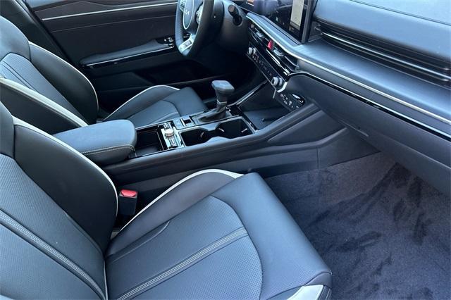 new 2025 Kia K5 car, priced at $31,150