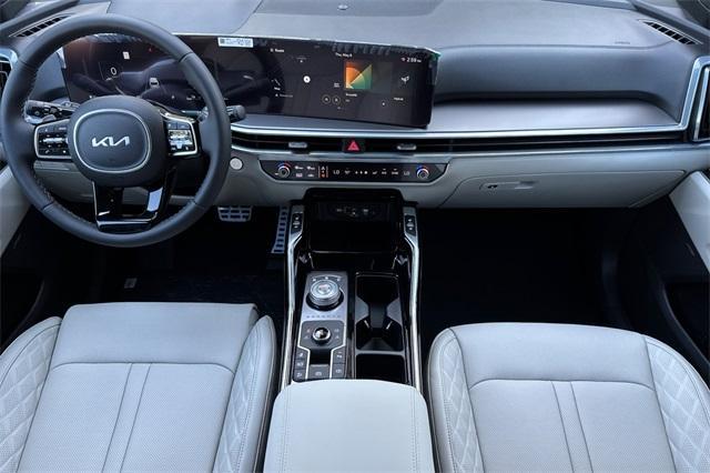 new 2025 Kia Sorento Hybrid car, priced at $48,530