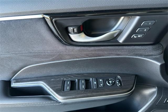 used 2018 Honda Clarity Plug-In Hybrid car, priced at $20,895