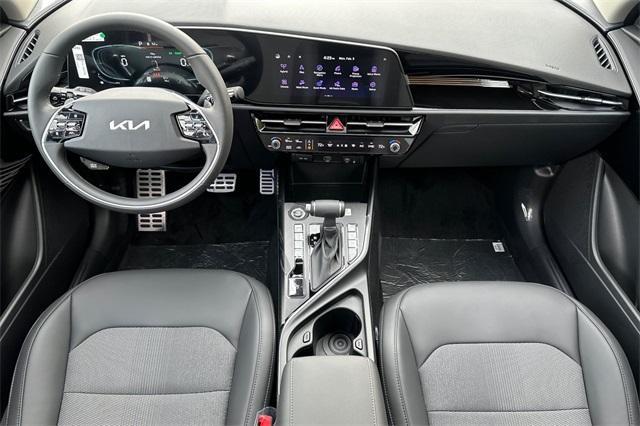 new 2025 Kia Niro car, priced at $33,660