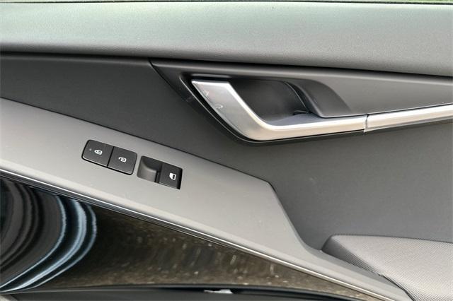 new 2025 Kia Niro car, priced at $33,660