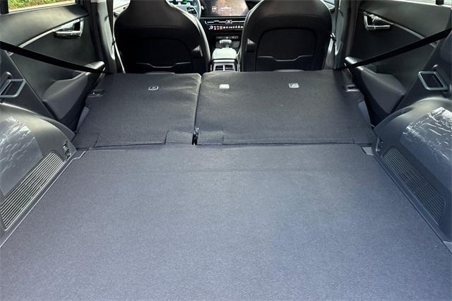 new 2025 Kia Niro car, priced at $34,560
