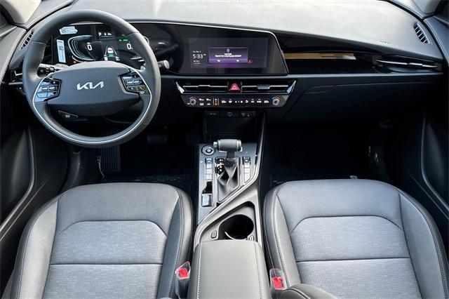 new 2025 Kia Niro car, priced at $34,560