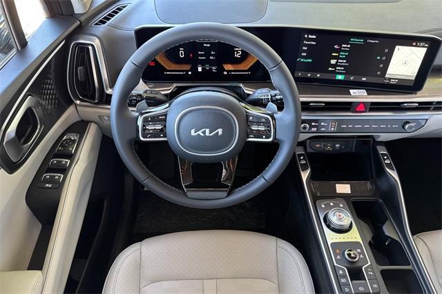new 2025 Kia Sorento Plug-In Hybrid car, priced at $50,560