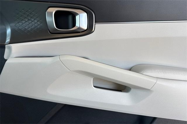 new 2025 Kia Sorento Plug-In Hybrid car, priced at $50,560