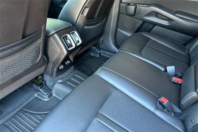 used 2021 Kia Sorento car, priced at $26,221