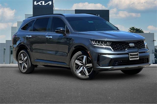 used 2021 Kia Sorento car, priced at $26,221