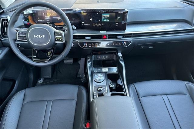 new 2025 Kia Sorento Plug-In Hybrid car, priced at $52,105
