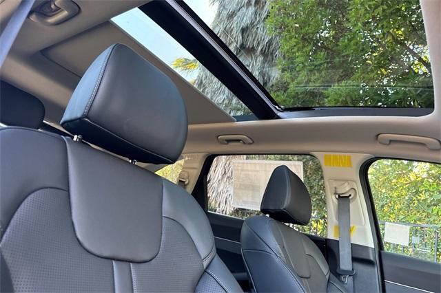 new 2025 Kia Sorento Plug-In Hybrid car, priced at $52,105