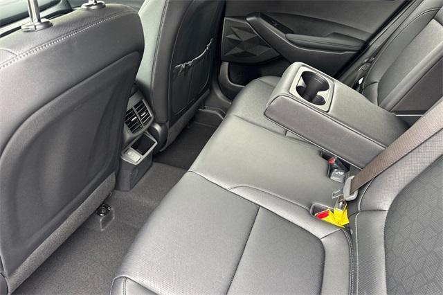 new 2025 Kia Seltos car, priced at $28,575