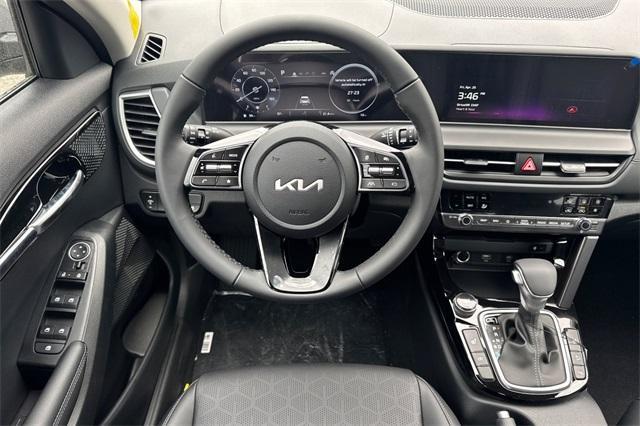 new 2025 Kia Seltos car, priced at $28,575