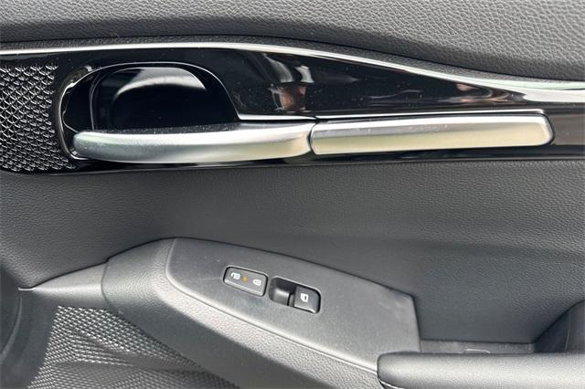 new 2025 Kia Seltos car, priced at $28,575