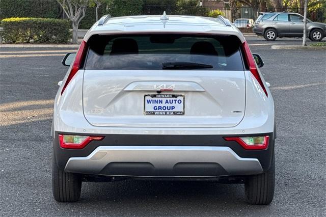 new 2025 Kia Niro Plug-In Hybrid car, priced at $36,160