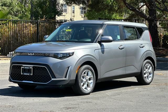 new 2025 Kia Soul car, priced at $24,560