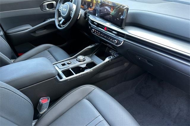 new 2025 Kia Sorento Hybrid car, priced at $40,330