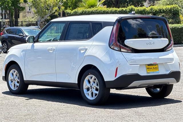 new 2025 Kia Soul car, priced at $24,905