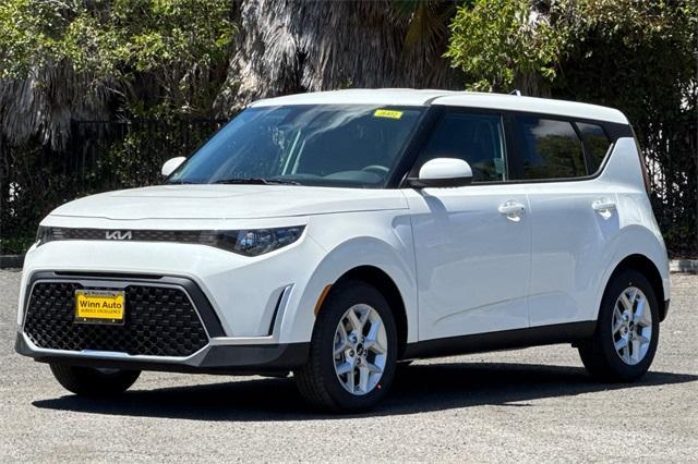 new 2025 Kia Soul car, priced at $24,905