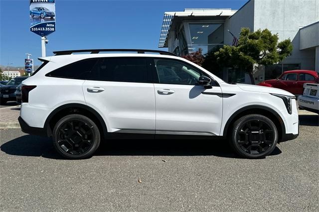 new 2025 Kia Sorento car, priced at $45,625