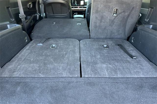 used 2024 Kia Sorento car, priced at $28,852