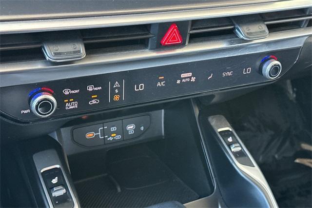 used 2024 Kia Sorento car, priced at $28,852