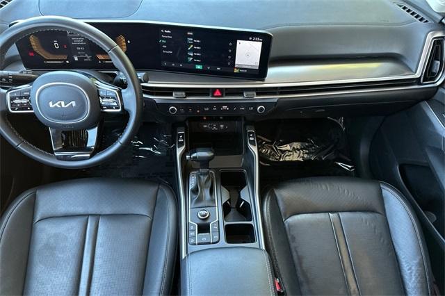 used 2024 Kia Sorento car, priced at $28,852