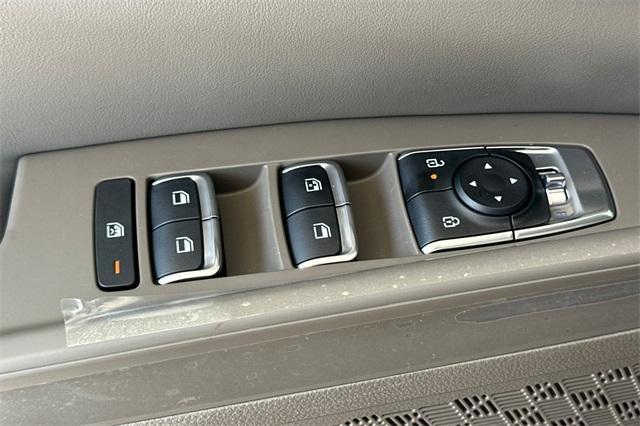 new 2025 Kia Carnival car, priced at $41,120