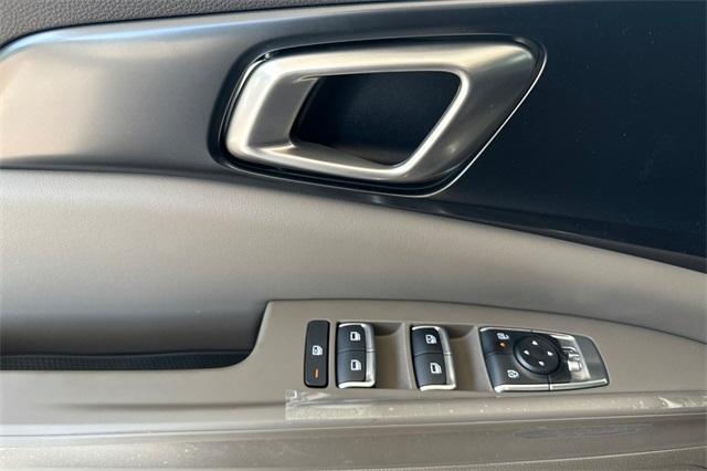 new 2025 Kia Carnival car, priced at $41,120