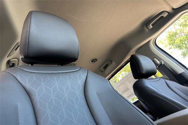 new 2025 Kia Carnival car, priced at $41,120