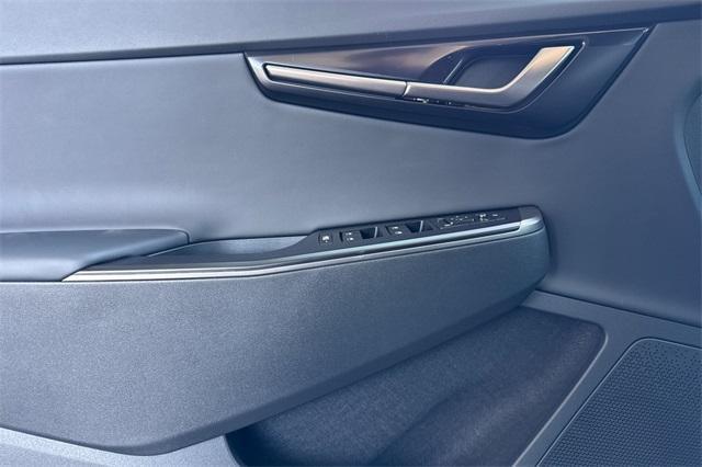 new 2025 Kia EV6 car, priced at $48,040