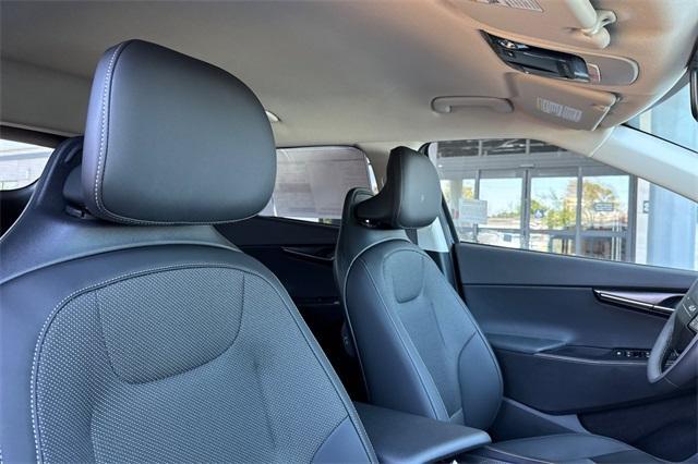 new 2025 Kia EV6 car, priced at $48,040