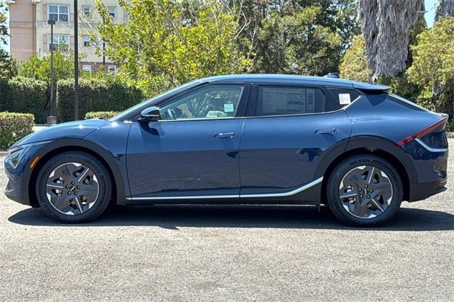 new 2025 Kia EV6 car, priced at $48,040
