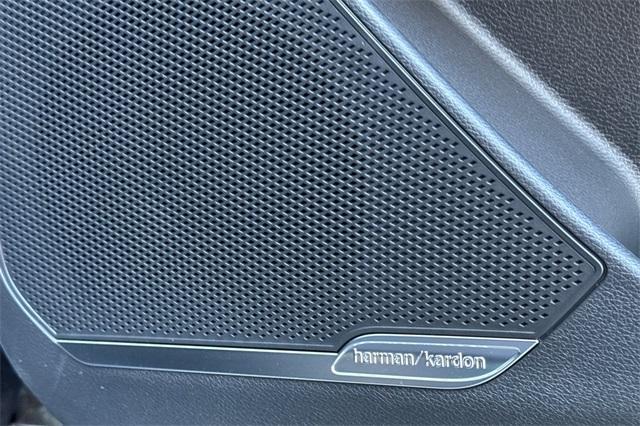 new 2025 Kia Sportage Hybrid car, priced at $39,915