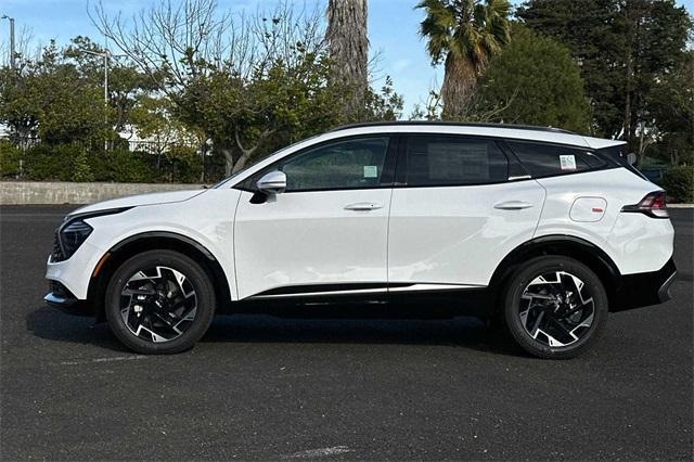 new 2025 Kia Sportage car, priced at $39,075