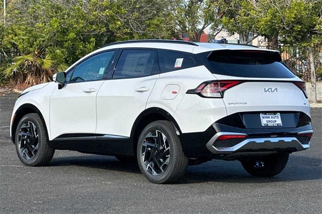 new 2025 Kia Sportage car, priced at $39,075