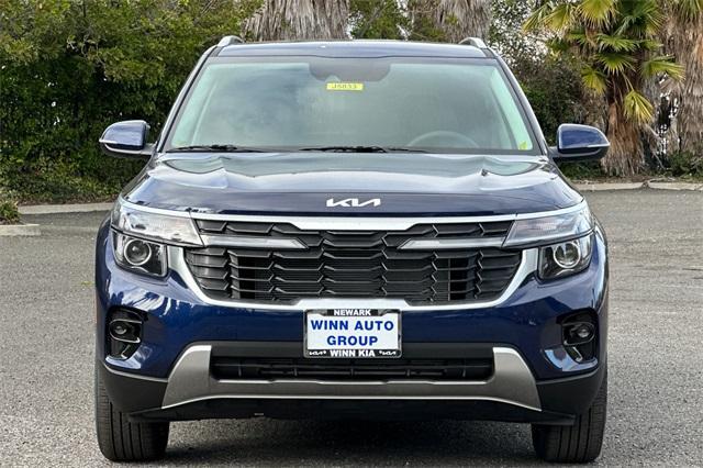 new 2025 Kia Seltos car, priced at $28,385