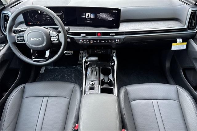 new 2025 Kia Sorento car, priced at $45,625