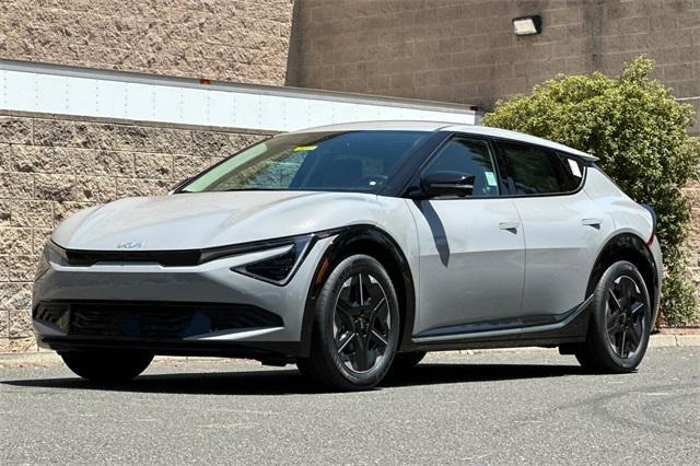 new 2025 Kia EV6 car, priced at $52,340