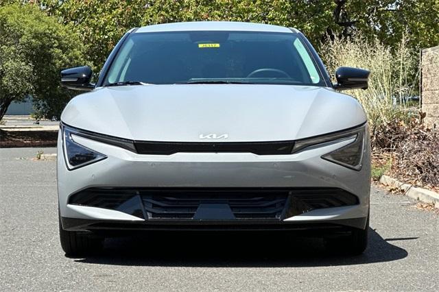 new 2025 Kia EV6 car, priced at $52,340