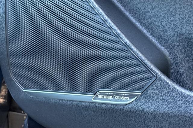new 2025 Kia Sportage Plug-In Hybrid car, priced at $46,220