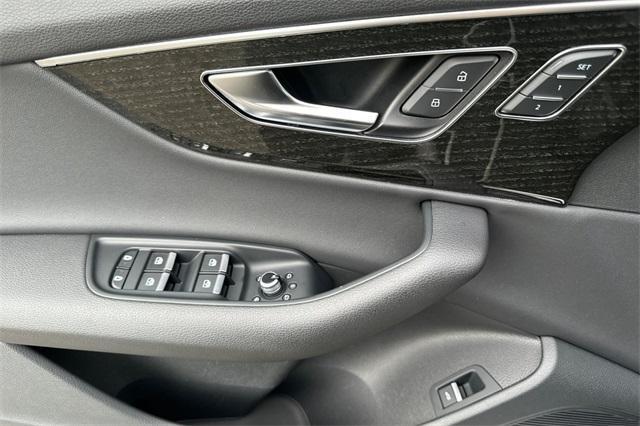 used 2022 Audi Q7 car, priced at $33,659