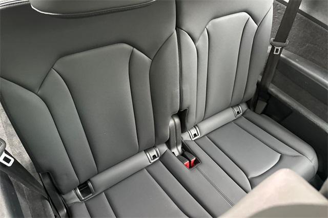 used 2022 Audi Q7 car, priced at $33,659