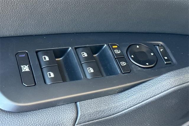 new 2026 Kia Sportage car, priced at $35,060